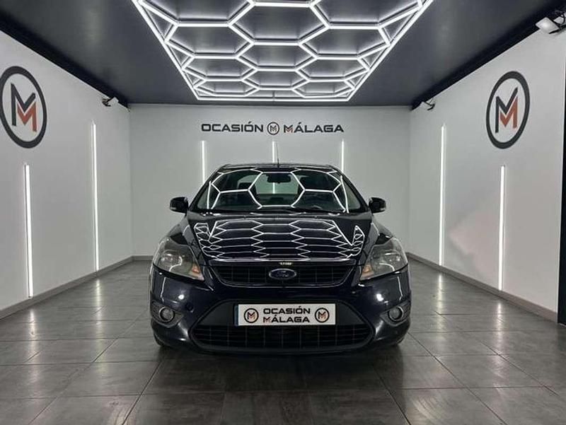 Usado Ford Focus Trend 109 CV (80 kW) 2010 Azul Familiar