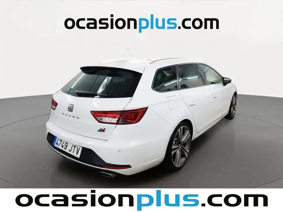 Usado Seat Leon CUPRA 290 CV (213 kW) 2016 Blanco Familiar