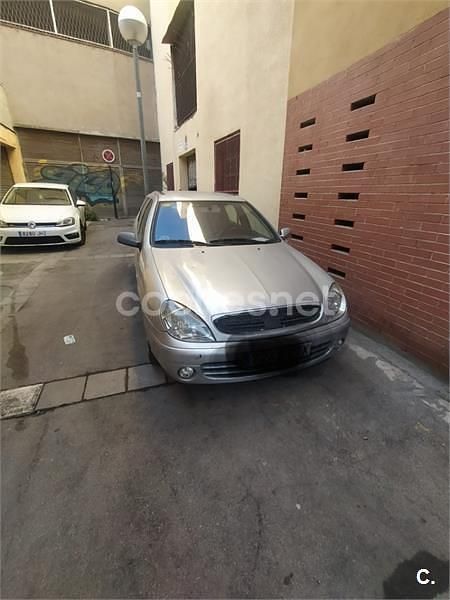 Usado Citroën Xsara Exclusive 110 CV (80 kW) 2004 Gris / plata Familiar