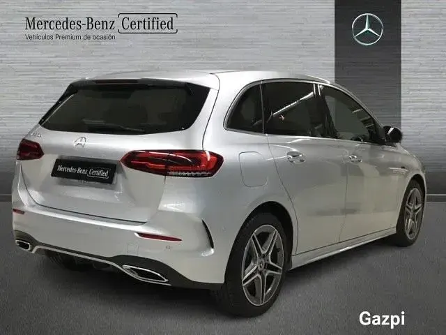 Usado Mercedes B250e 218 CV (160 kW) 2021 Plata iridio Utilitario
