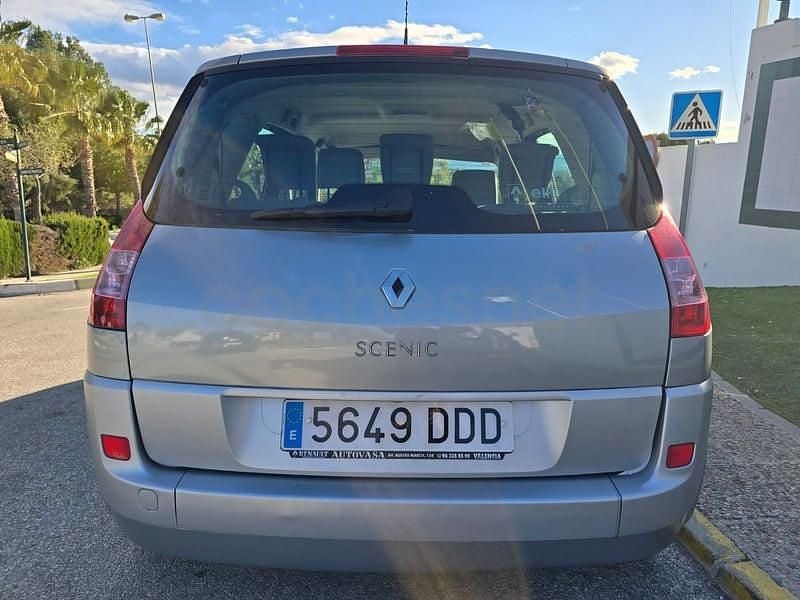 Usado Renault Scénic II Authentique 98 CV (72 kW) 2004 Gris / plata Monovolumen