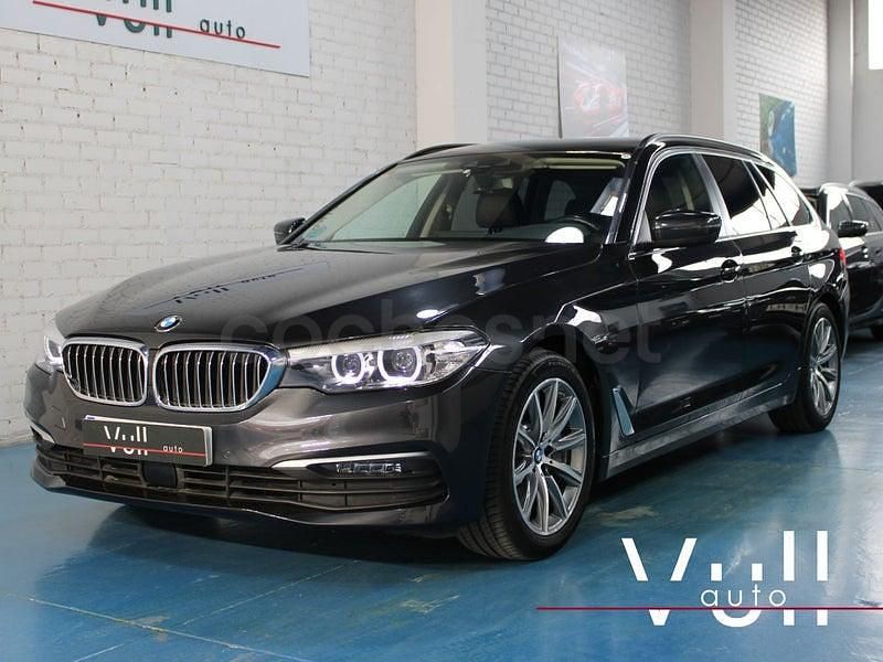Usado BMW 530 Comfort Edition 265 CV (194 kW) 2019 Gris / plata Familiar