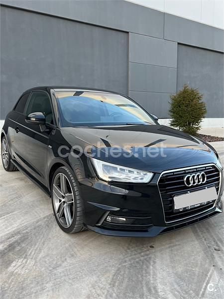Negro Usado 2016 Audi A1 Attraction Berlina | 13.750 € (Precio justo) - Imagen 1/4
