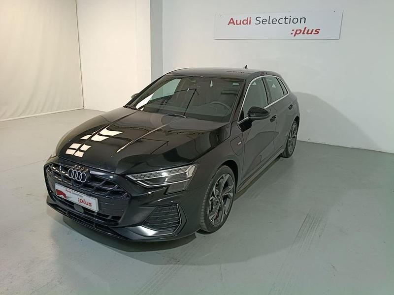 Usado Audi A3 e-tron S-Line 204 CV (150 kW) 2025 Negro Utilitario