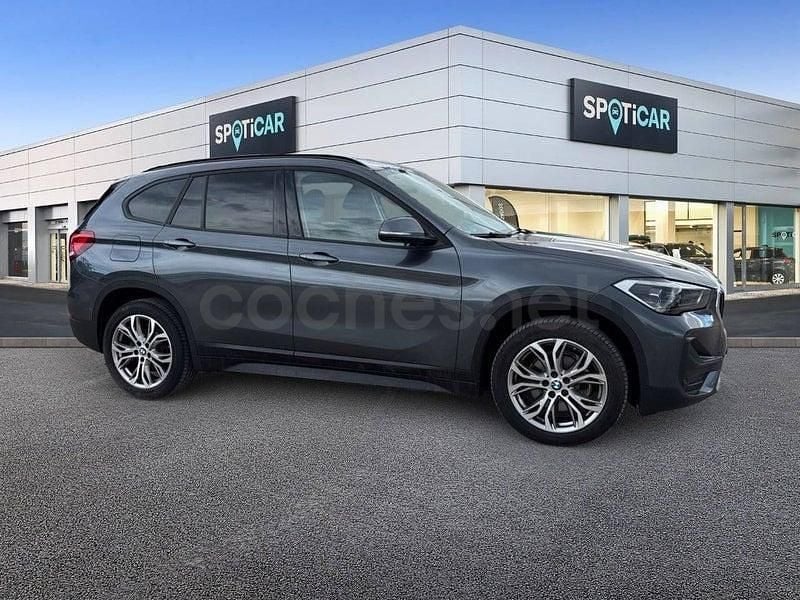 Usado BMW X1 Advantage 136 CV (100 kW) 2021 Gris / plata SUV