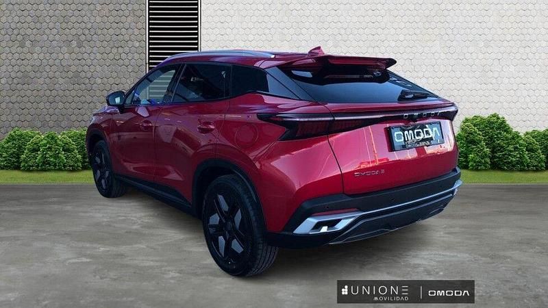 Usado Omoda 5 180 CV (132 kW) 2025 Rojo SUV