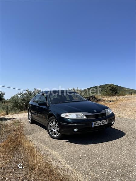 Usado Renault Laguna II Privilege 120 CV (88 kW) 2004 Verde Berlina