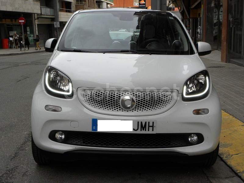 Usado Smart ForFour Passion 71 CV (52 kW) 2016 Blanco Utilitario