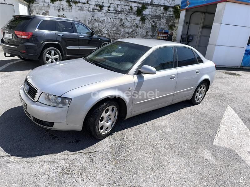Gris / plata Usado 2004 Audi A4 Berlina | 2600 € (Precio justo) - Imagen 1/4