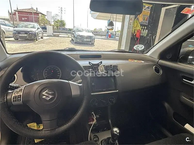 Usado Suzuki Swift GLX 69 CV (50 kW) 2006 Blanco Utilitario