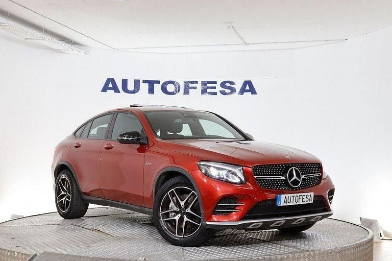 Usado Mercedes GLC43 AMG AMG 367 CV (269 kW) 2019 Rojo Coupe