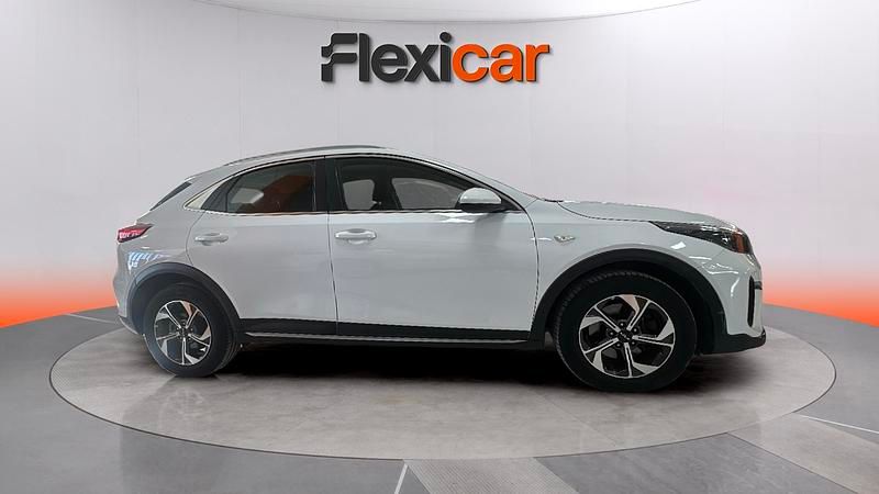 Usado Kia XCeed 120 CV (88 kW) 2022 Blanco SUV