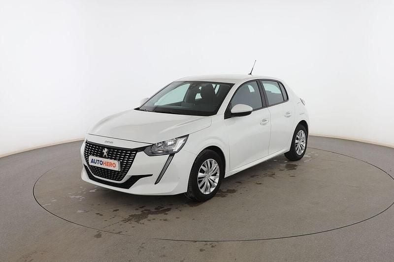 Blanco Usado 2021 Peugeot 208 Active Utilitario | 10.699 € (Precio justo) - Imagen 1/3