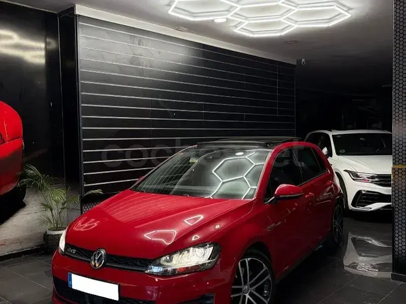 Usado VW Golf VII GTD 184 CV (135 kW) 2016 Rojo Berlina