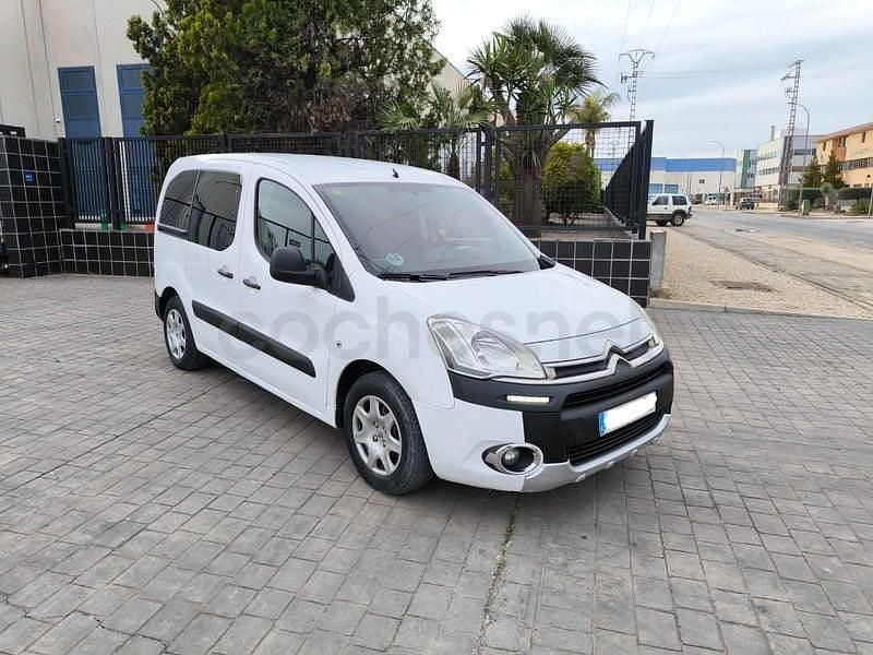 Usado Citroën Berlingo Seduction 92 CV (67 kW) 2014 Blanco Monovolumen