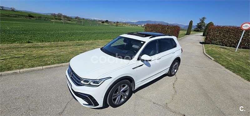 Używany VW Tiguan R-line 150 KM (110 kW) 2021 Biały SUV