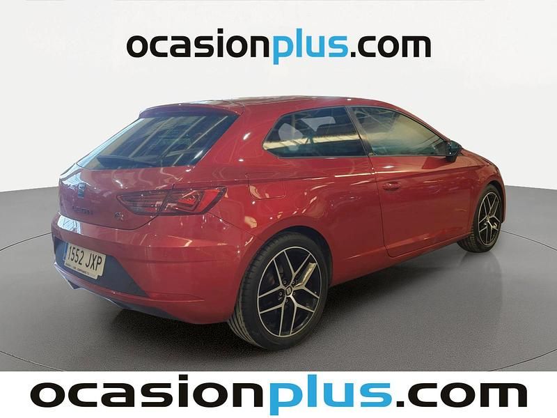 Usado Seat Leon SC FR 184 CV (135 kW) 2017 Rojo Utilitario