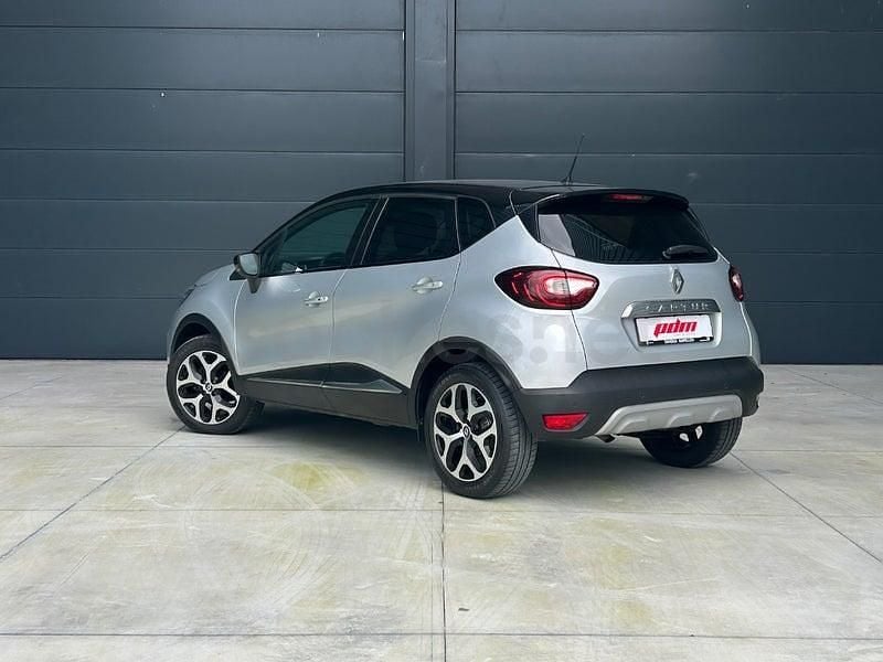 Usado Renault Captur LIMITED 90 CV (66 kW) 2019 Gris / plata SUV