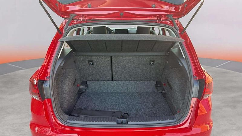 Usado Seat Arona Style 116 CV (85 kW) 2023 Rojo SUV