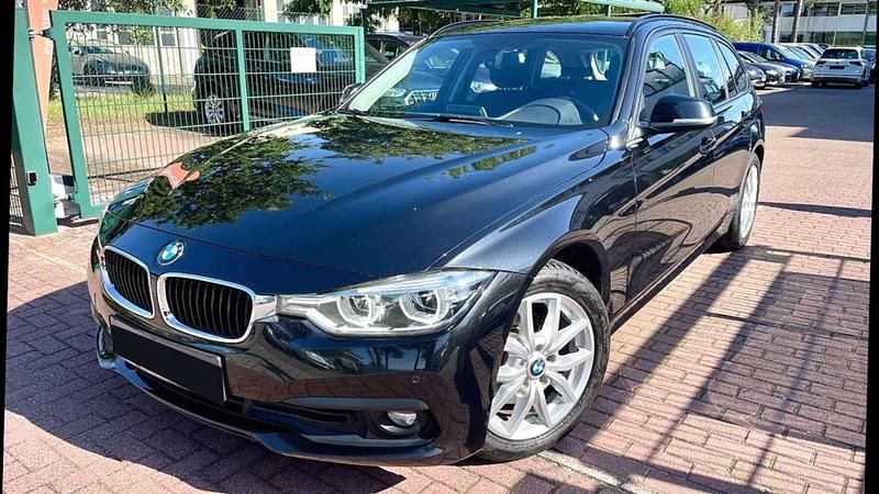 Negro Usado 2016 BMW 318 Familiar | 12.990 € (Precio justo) - Imagen 1/4