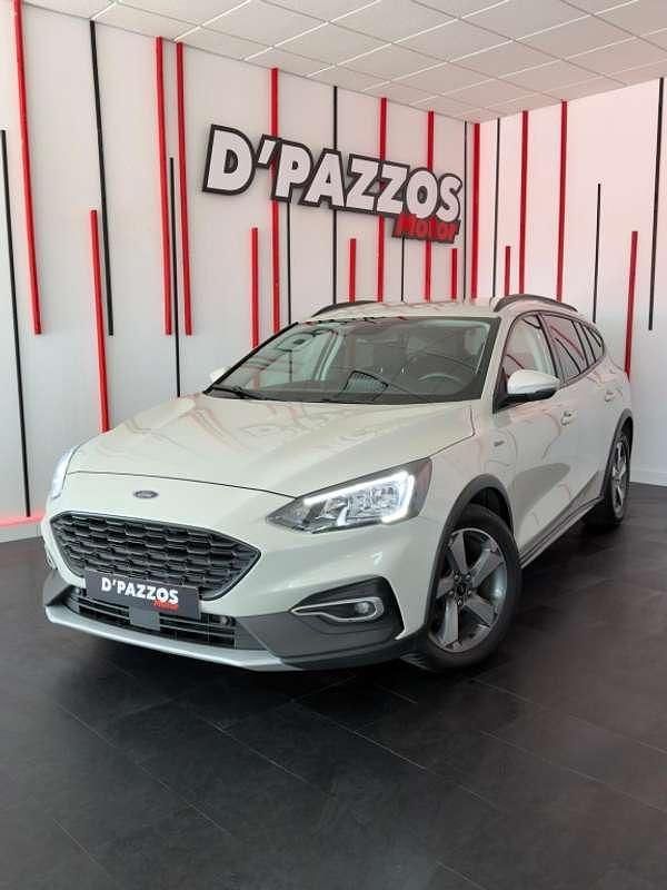 Usado Ford Focus Active X 120 CV (88 kW) 2020 Beige Familiar