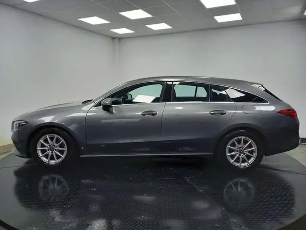 Usado Mercedes CLA200 Business 150 CV (110 kW) 2021 Gris Coupe