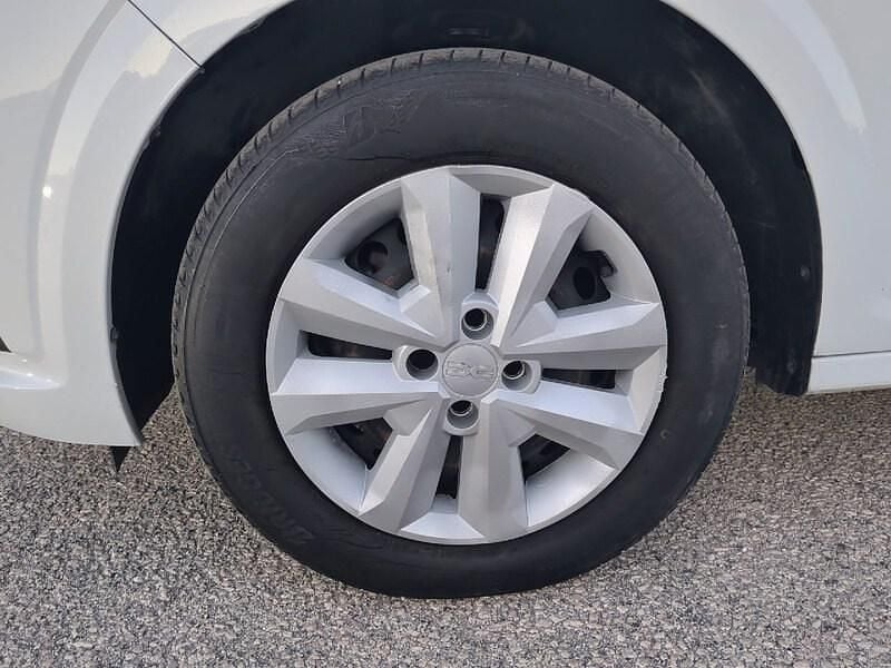 Usado Dacia Sandero Essentiel 101 CV (74 kW) 2023 Blanco Berlina