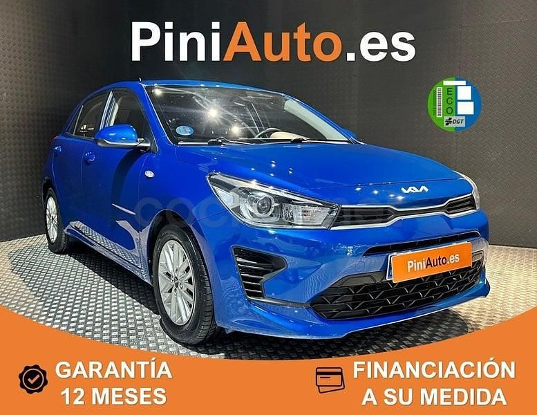 Usado Kia Rio 100 CV (73 kW) 2021 Azul Berlina