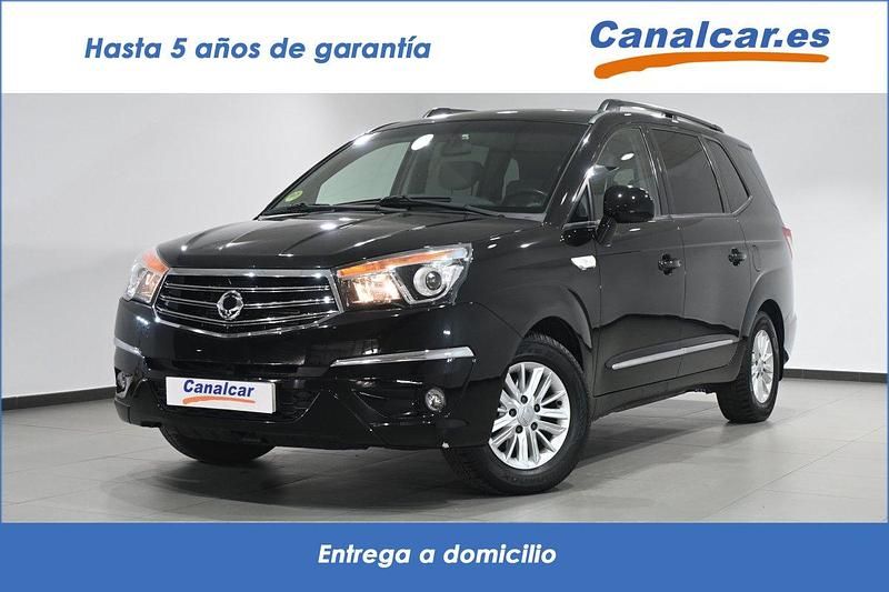 Usado Ssangyong (KGM) Rodius 155 CV (114 kW) 2013 Negro Monovolumen