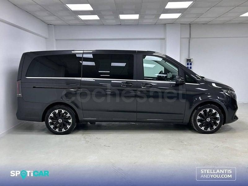 Usado Mercedes V250 Avantgarde 190 CV (139 kW) 2024 Azul Monovolumen