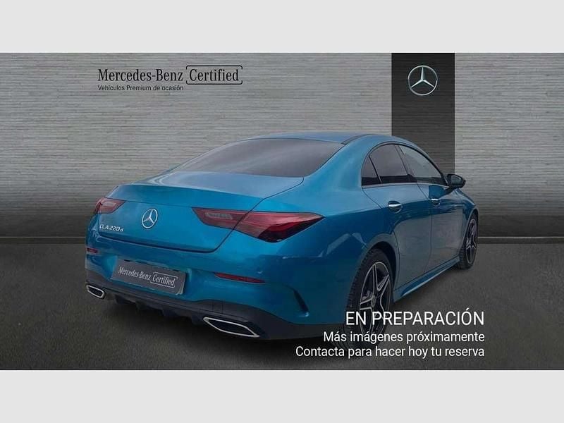 Usado Mercedes CLA220 190 CV (139 kW) 2025 Azul Berlina