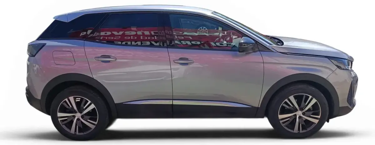Usado Peugeot 3008 Allure 131 CV (96 kW) 2024 Gris SUV