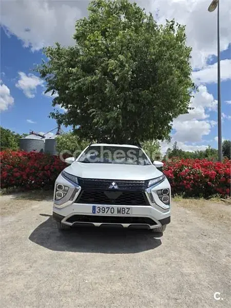 Usado Mitsubishi Eclipse Cross 188 CV (138 kW) 2022 Blanco SUV
