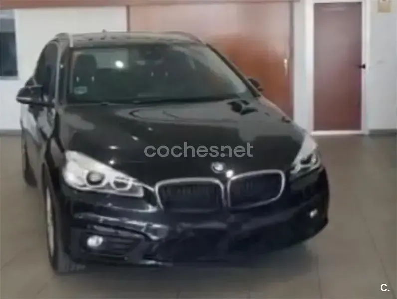 Usado BMW 218 150 CV (110 kW) 2017 Negro Familiar
