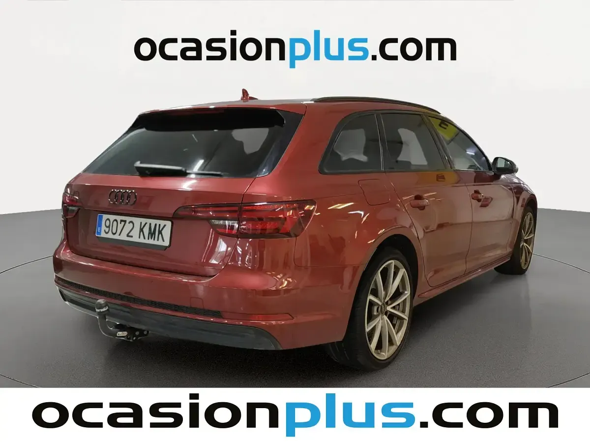 Usado Audi A4 S-Line 150 CV (110 kW) 2018 Rojo Familiar