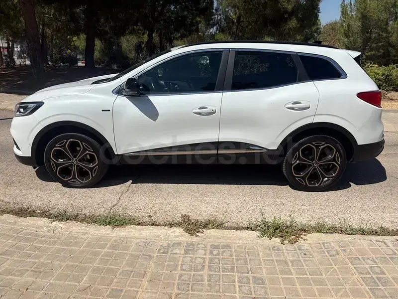 Usado Renault Kadjar 160 CV (117 kW) 2021 Blanco SUV