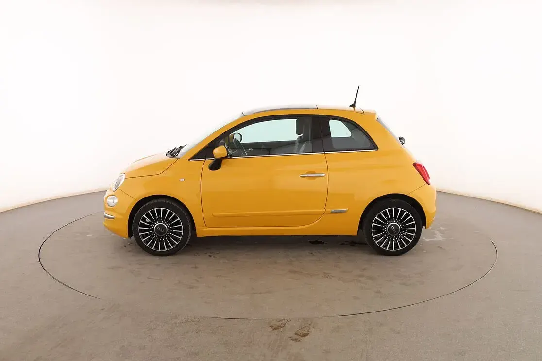 Usado Fiat 500 Lounge 70 CV (51 kW) 2016 Amarillo Berlina