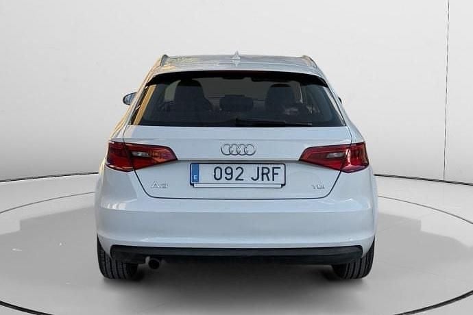 Usado Audi A3 Attraction 110 CV (80 kW) 2016