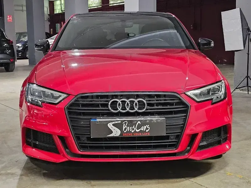 Usado Audi A3 S-Line 150 CV (110 kW) 2019 Rojo Berlina