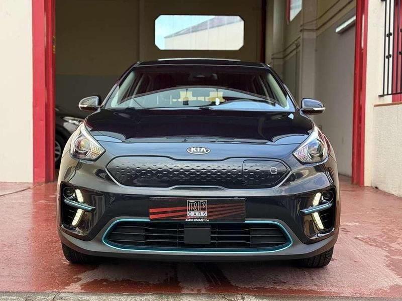 Usado Kia e-Niro 150 kW (204 CV) 2020 Gris SUV