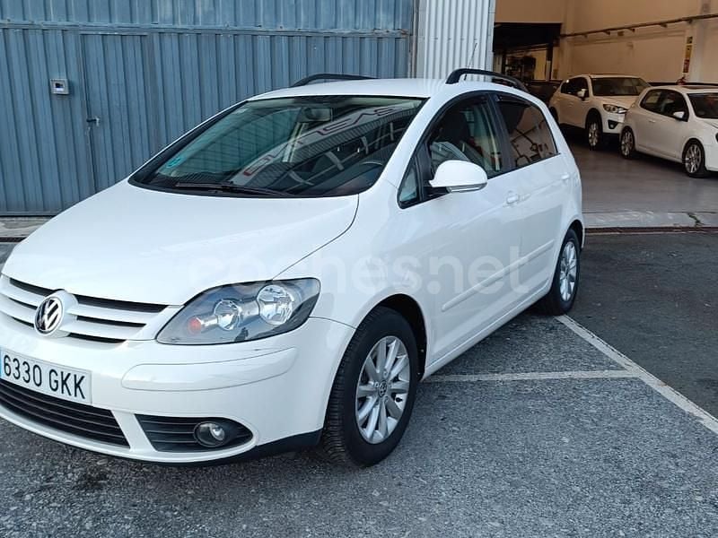 Blanco Usado 2009 VW Golf Plus Cross Advance Monovolumen | 7000 € (Precio justo) - Imagen 1/4