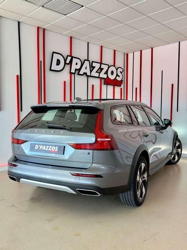 Usado Volvo V60 CC 150 CV (110 kW) 2020 Gris Familiar