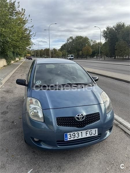 Azul Usado 2006 Toyota Yaris Berlina | 3600 € (Buen precio) - Imagen 1/4