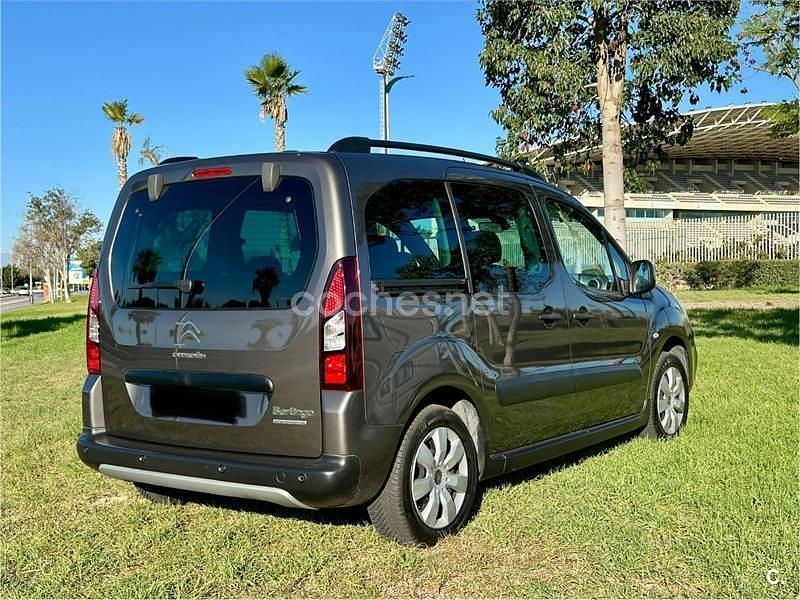 Gris / plata Usado 2016 Citroën Berlingo Feel Monovolumen | 9900 € (Super precio) - Imagen 1/4