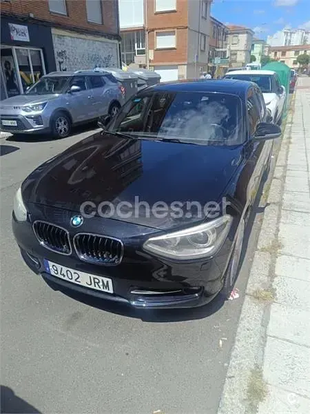 Usado BMW 120 Sport Line 184 CV (135 kW) 2011 Negro Utilitario