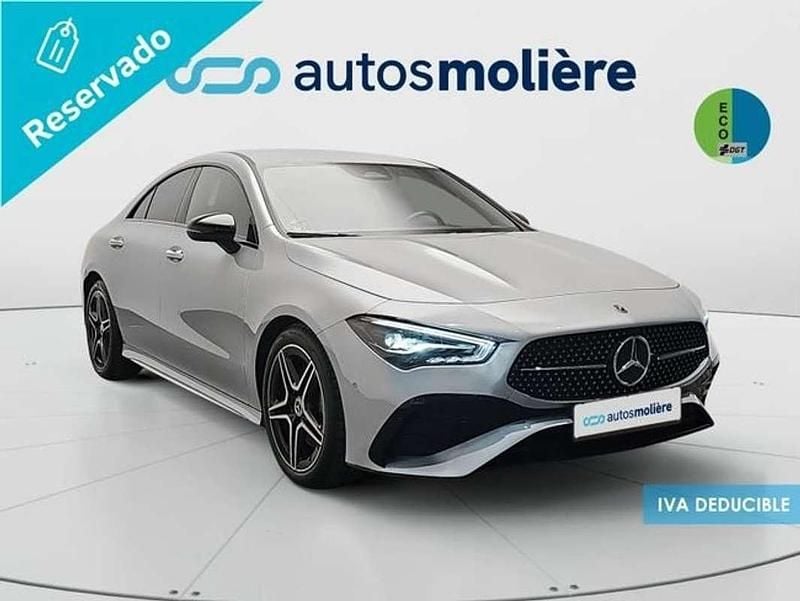 Usado Mercedes CLA200 163 CV (119 kW) 2025 Gris Berlina