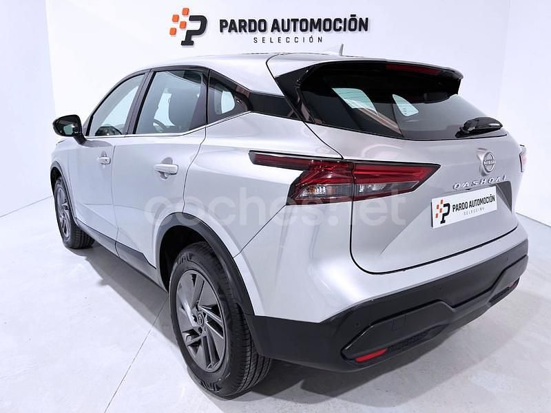 Usado Nissan Qashqai Acenta 158 CV (116 kW) 2023 Gris / plata SUV