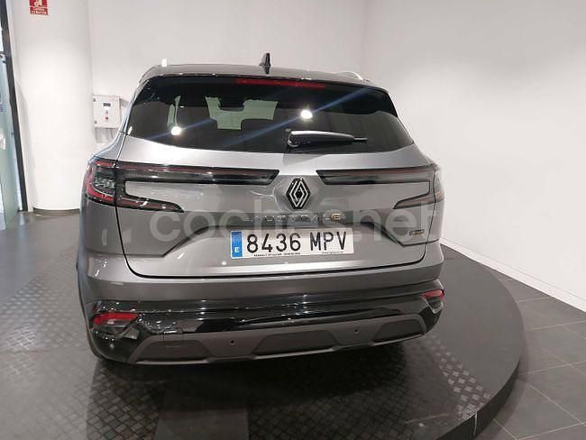 Usado Renault Austral Iconic 200 CV (147 kW) 2024 Gris SUV