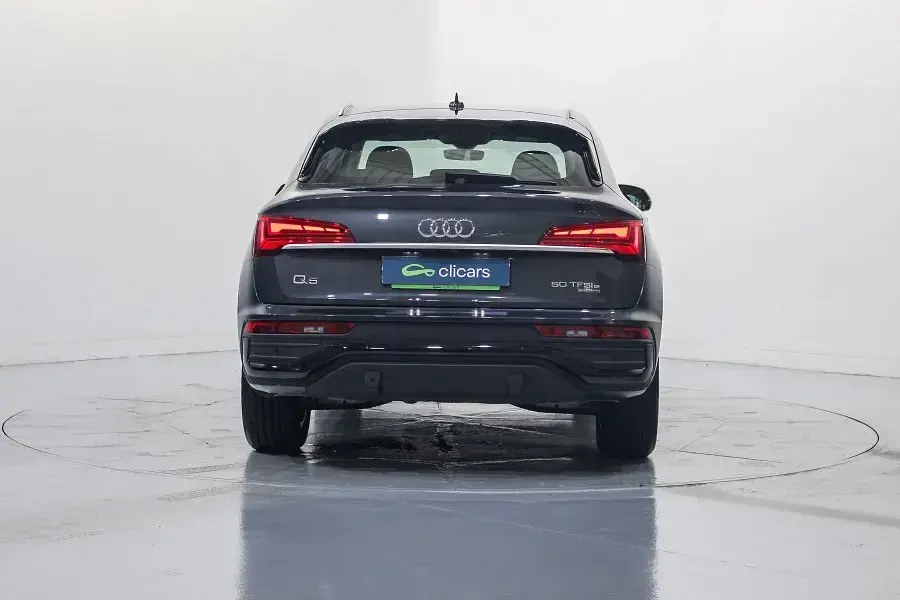 Usado Audi Q5 Sportback Advanced 299 CV (219 kW) 2022 Gris SUV
