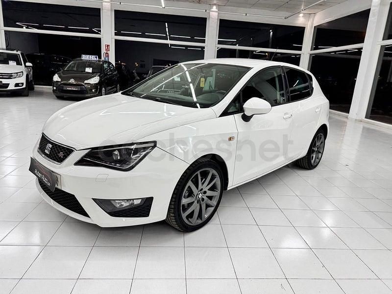 Usado Seat Ibiza ST FR 105 CV (77 kW) 2015 Blanco Familiar